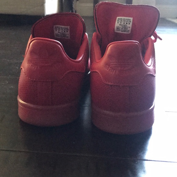 Stan Smith red sneakers - Picture 3 of 5